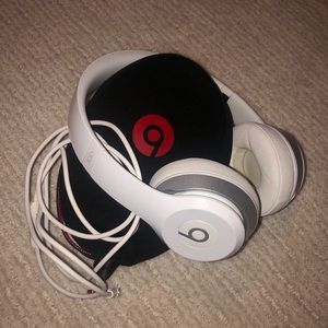 Beats Solo2 Wired headphones